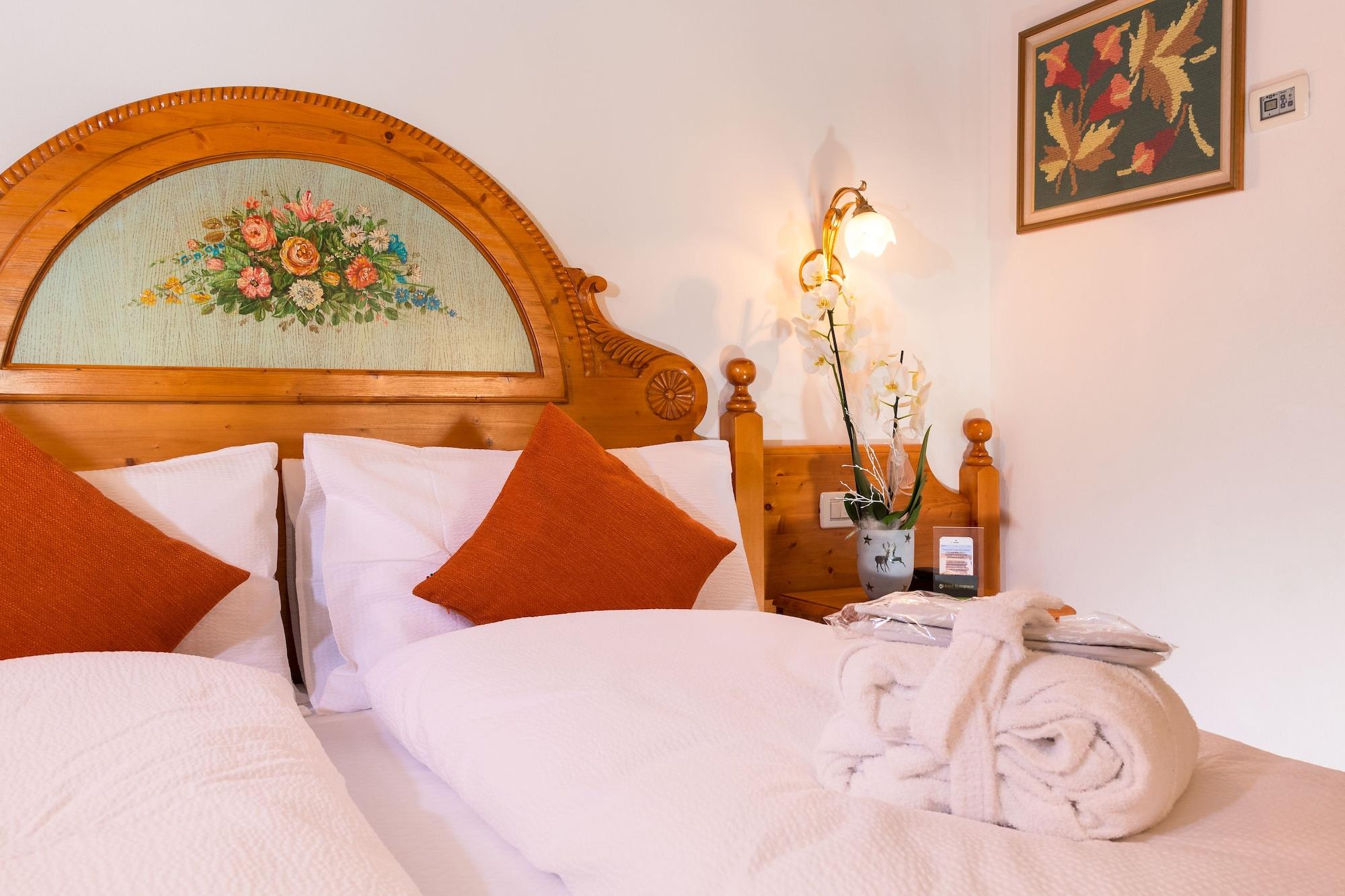 Hotel Bonapace ***S Madonna Εξωτερικό φωτογραφία